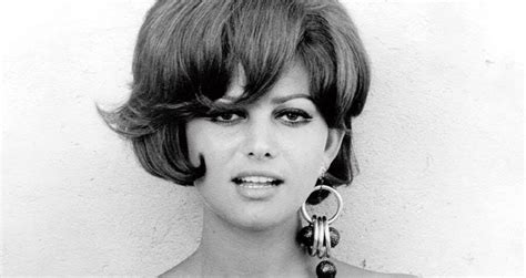 Vintage Photos Of Claudia Cardinale, The Ultimate 1960s Sex。